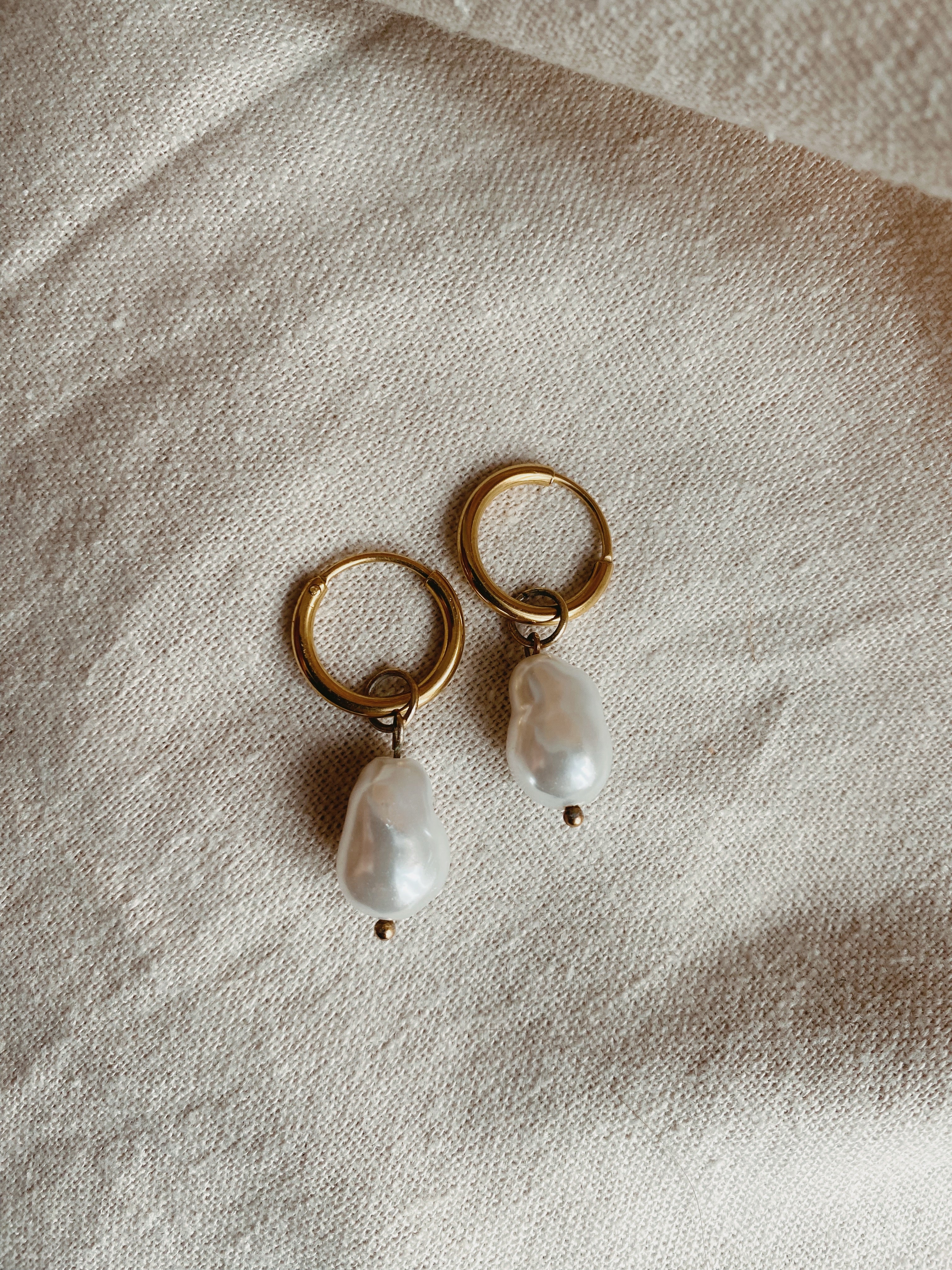 ADELINA Ohrring mit Perlbead | Earring Gold