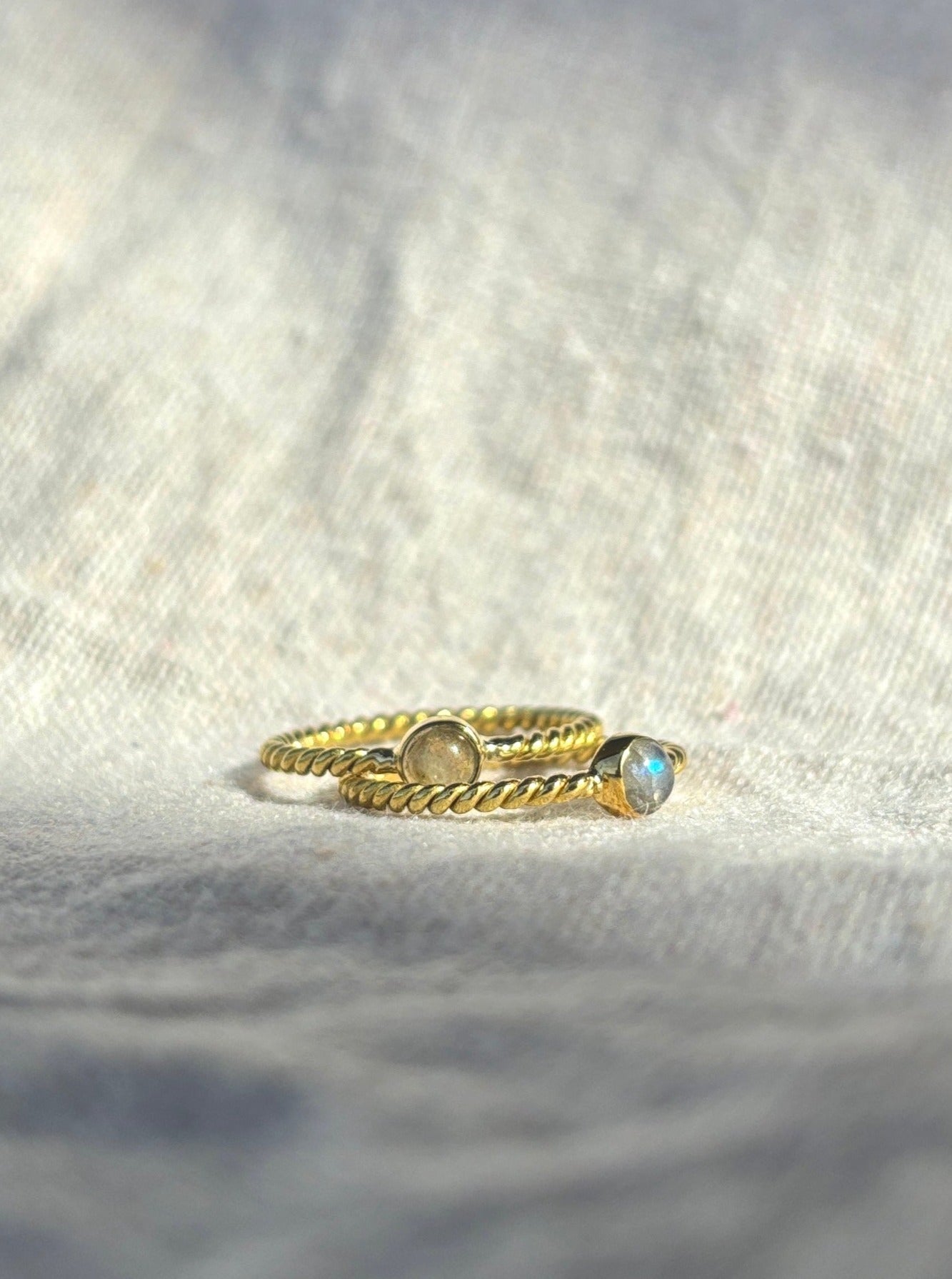 SENANG LABRADORIT Ring Gold
