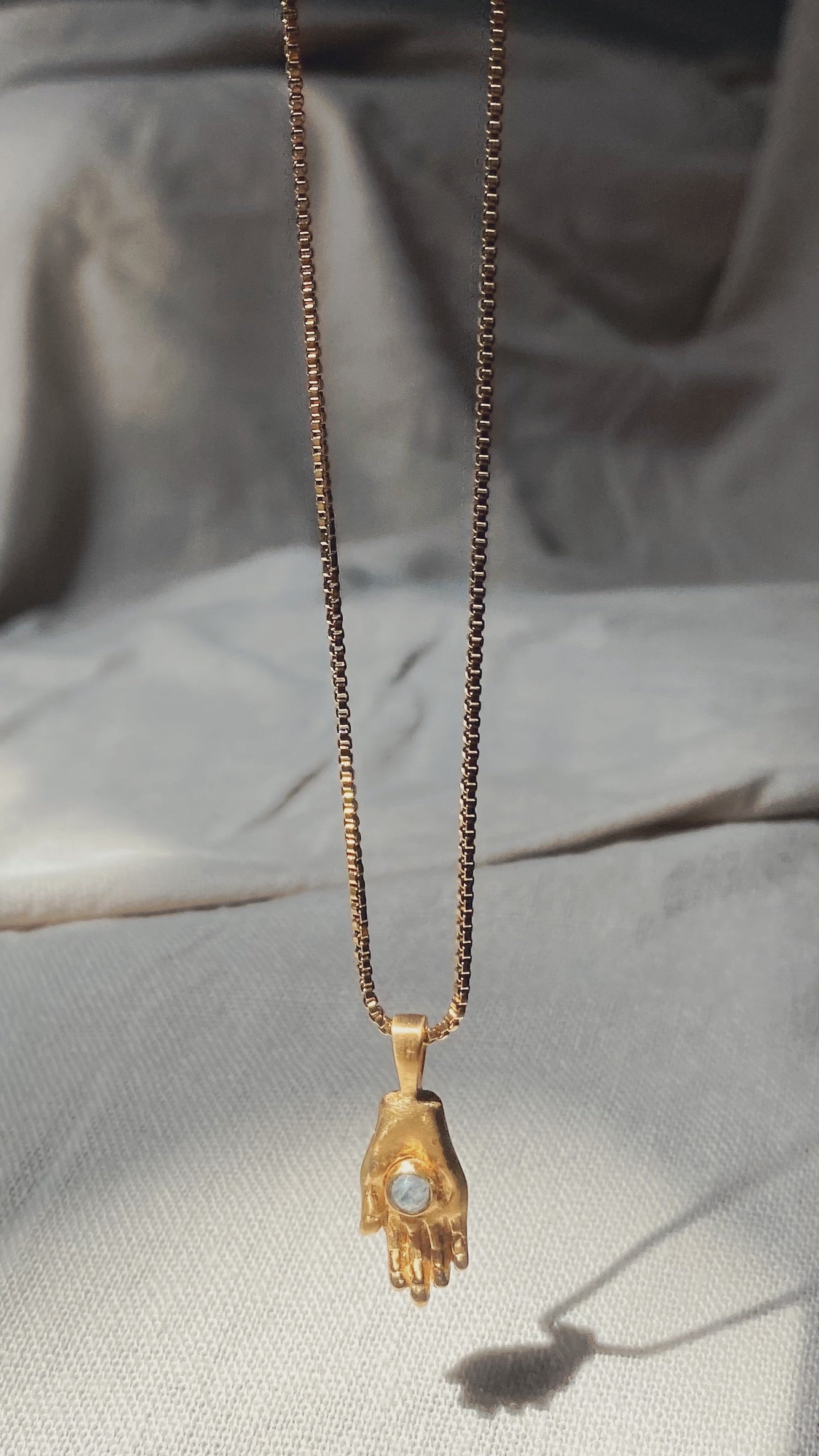 HAMSA Mondstein Halskette | Necklace Gold