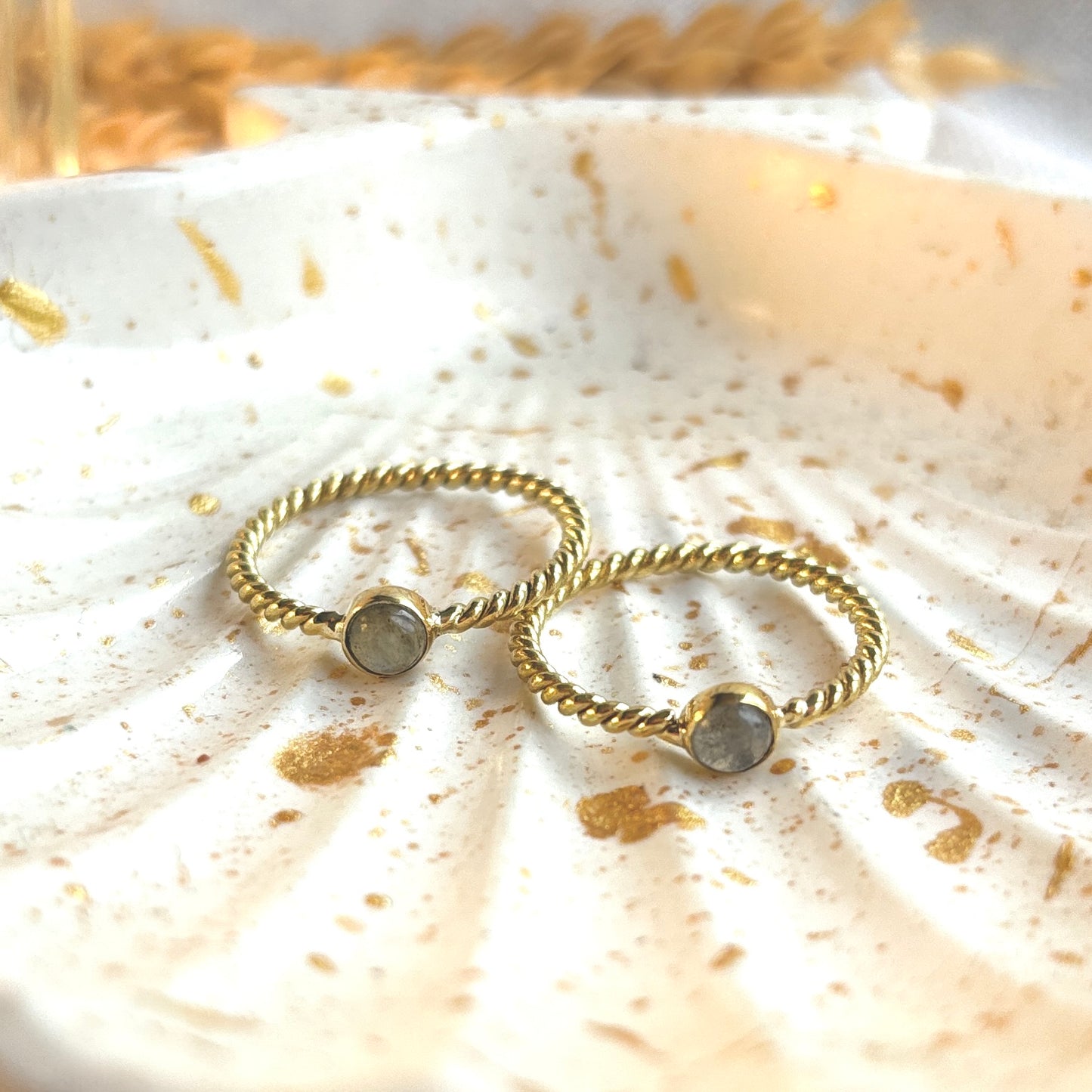 SENANG LABRADORIT Ring Gold