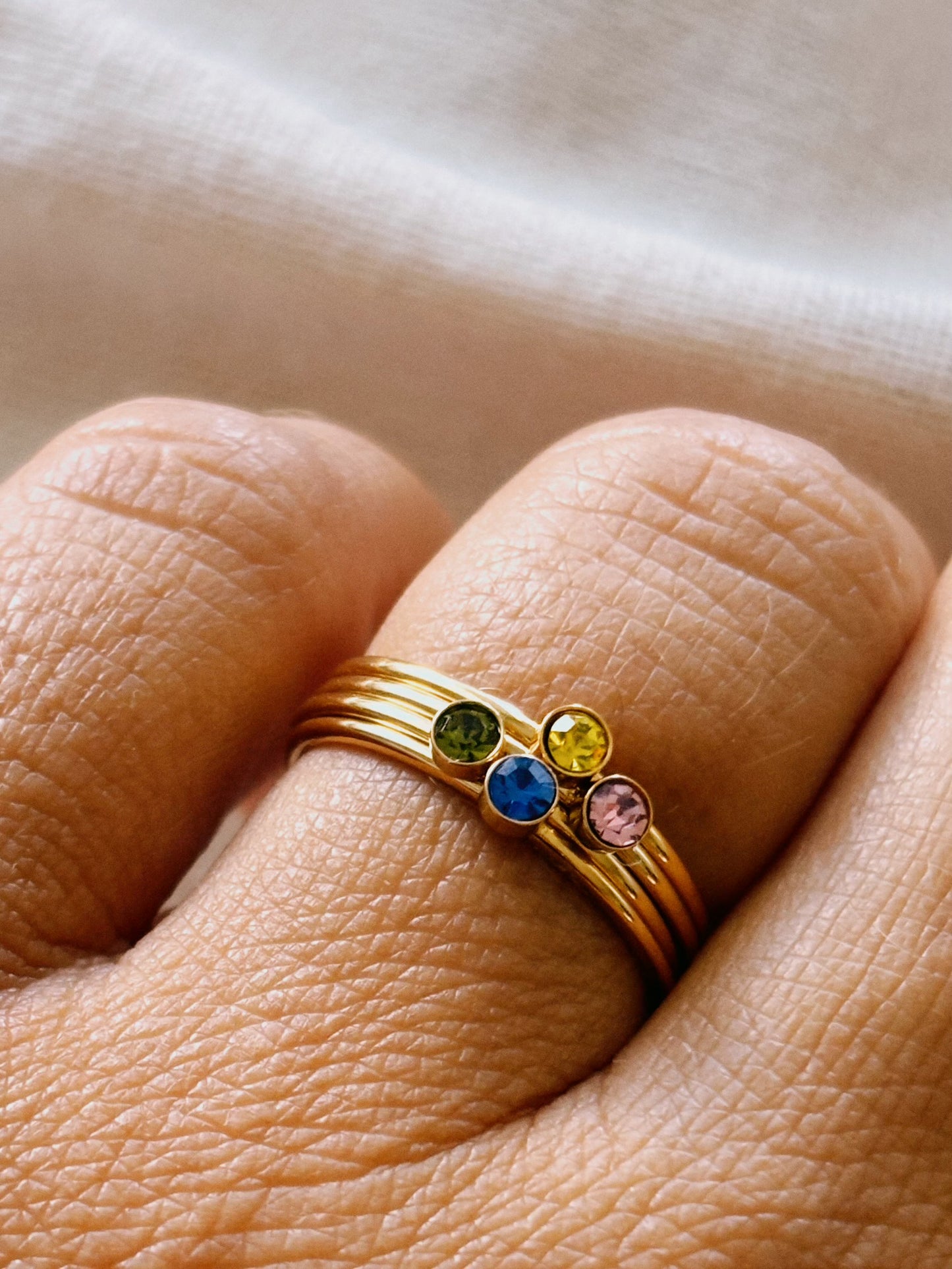 RENA Grüne Glasperle Ring Gold