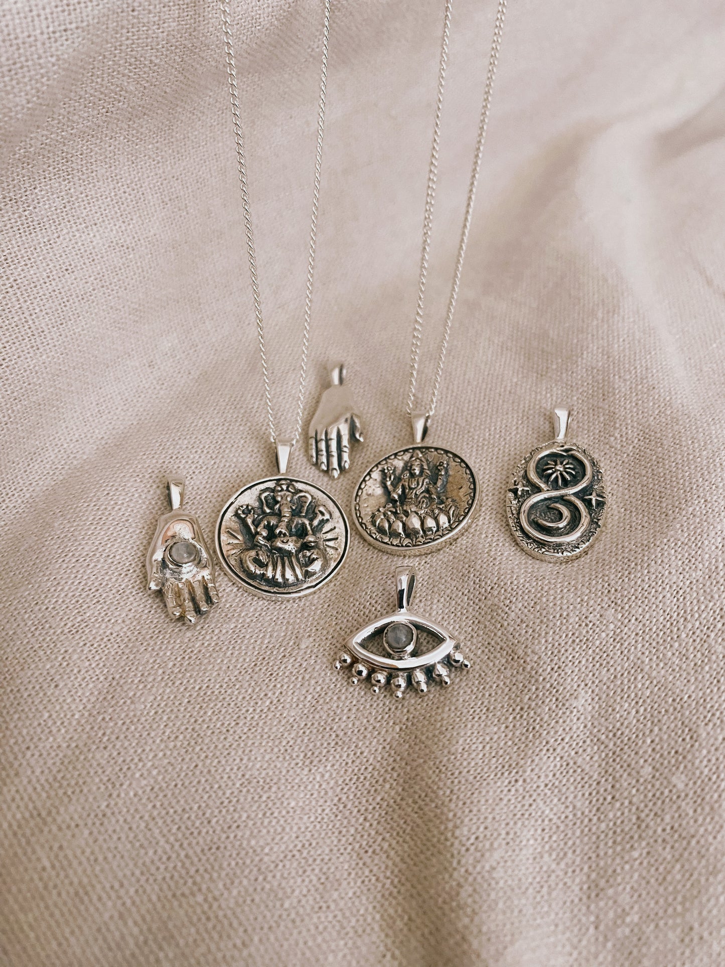 PROTECTION EYE Moonstone Halskette | Necklace Silver