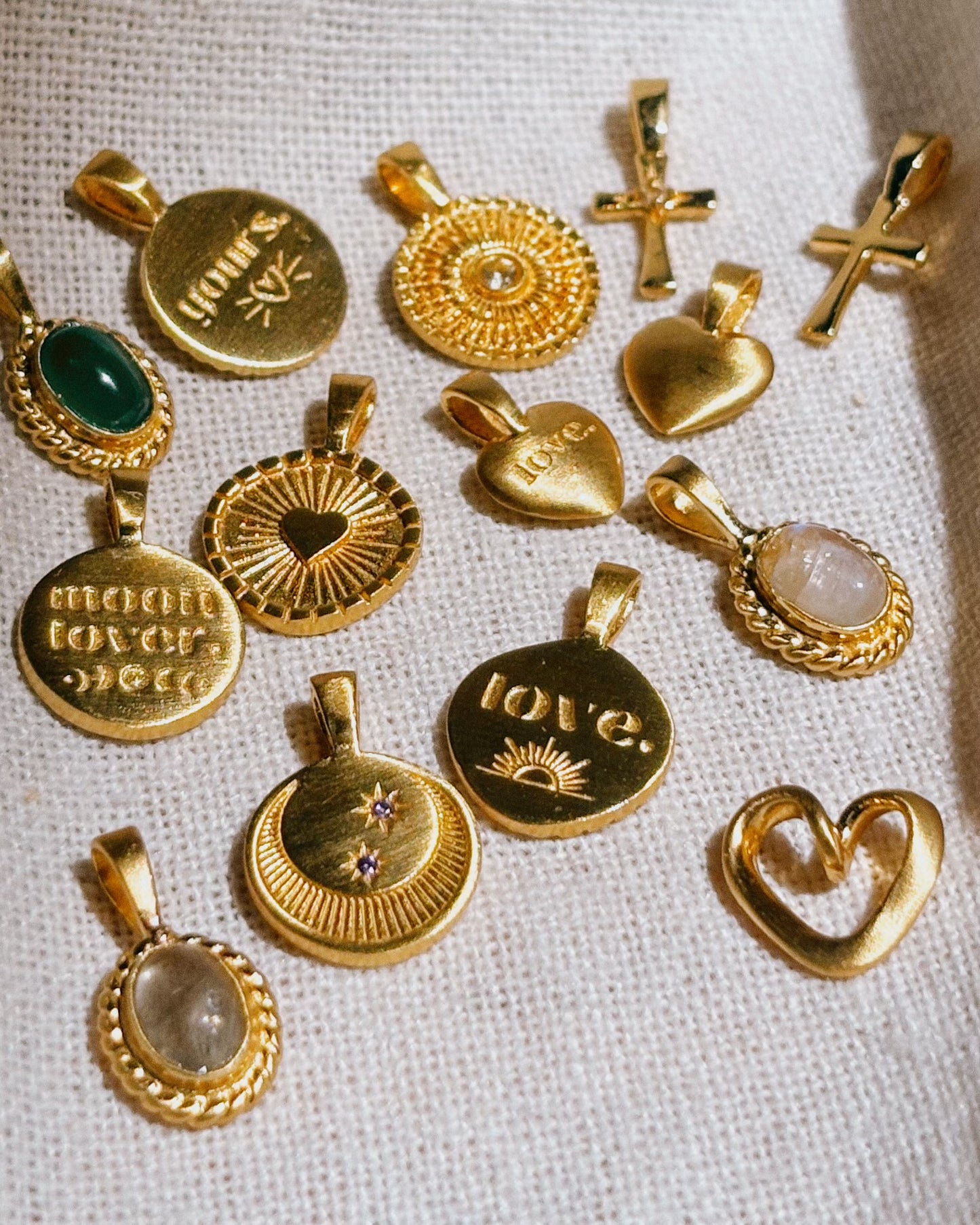 LARAS YOURS. Halskette | Necklace Gold