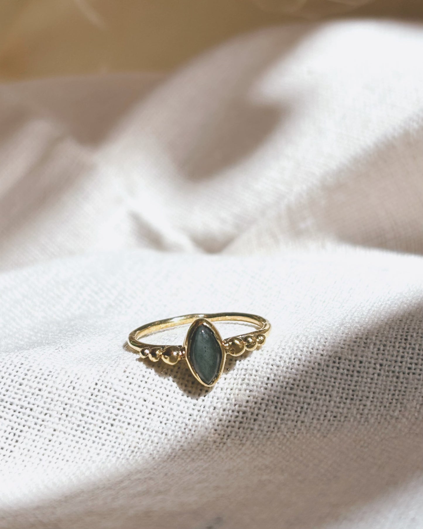 ORA Labradorit Ring Gold
