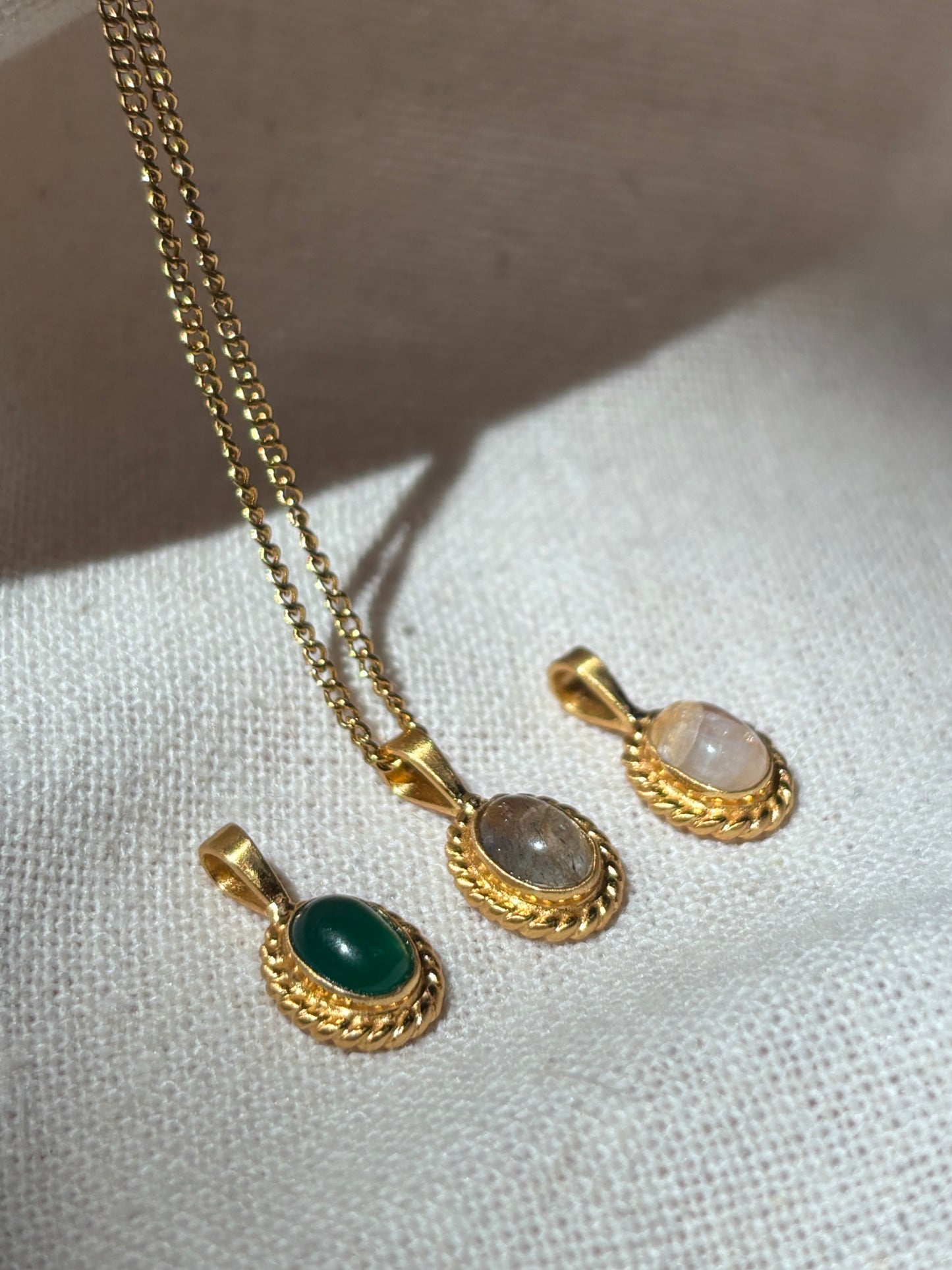 MILYA grüner Achat Halskette | Necklace Gold