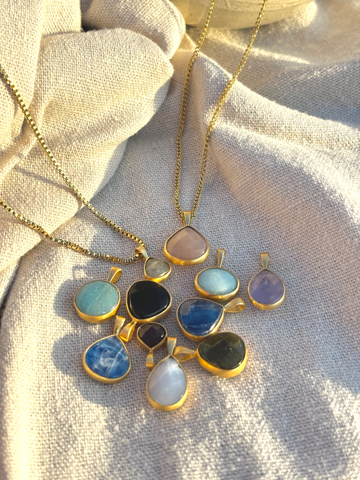 YUNA KYANIT Drop 10mm Halskette | Necklace Gold