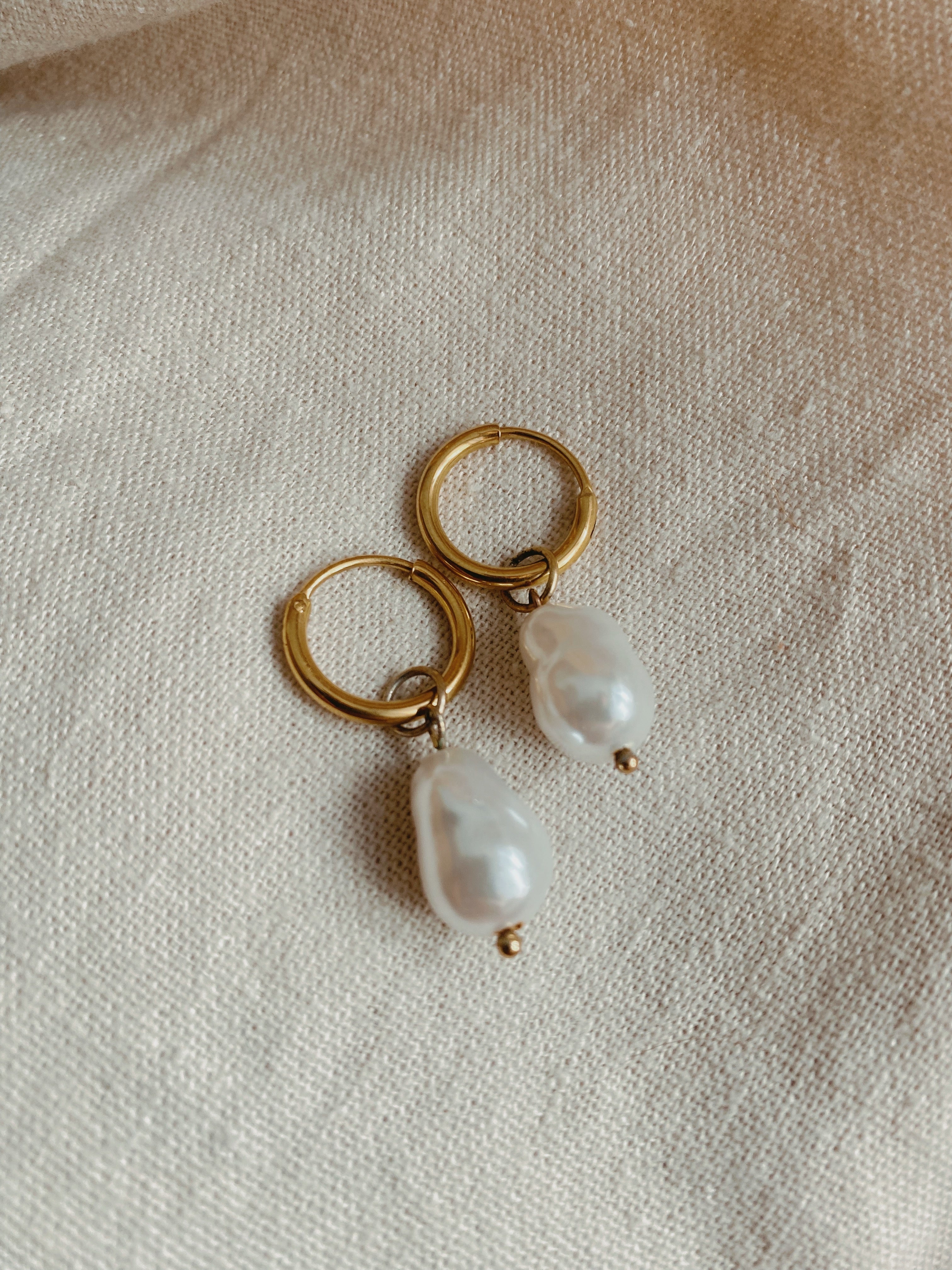 ADELINA Ohrring mit Perlbead | Earring Gold