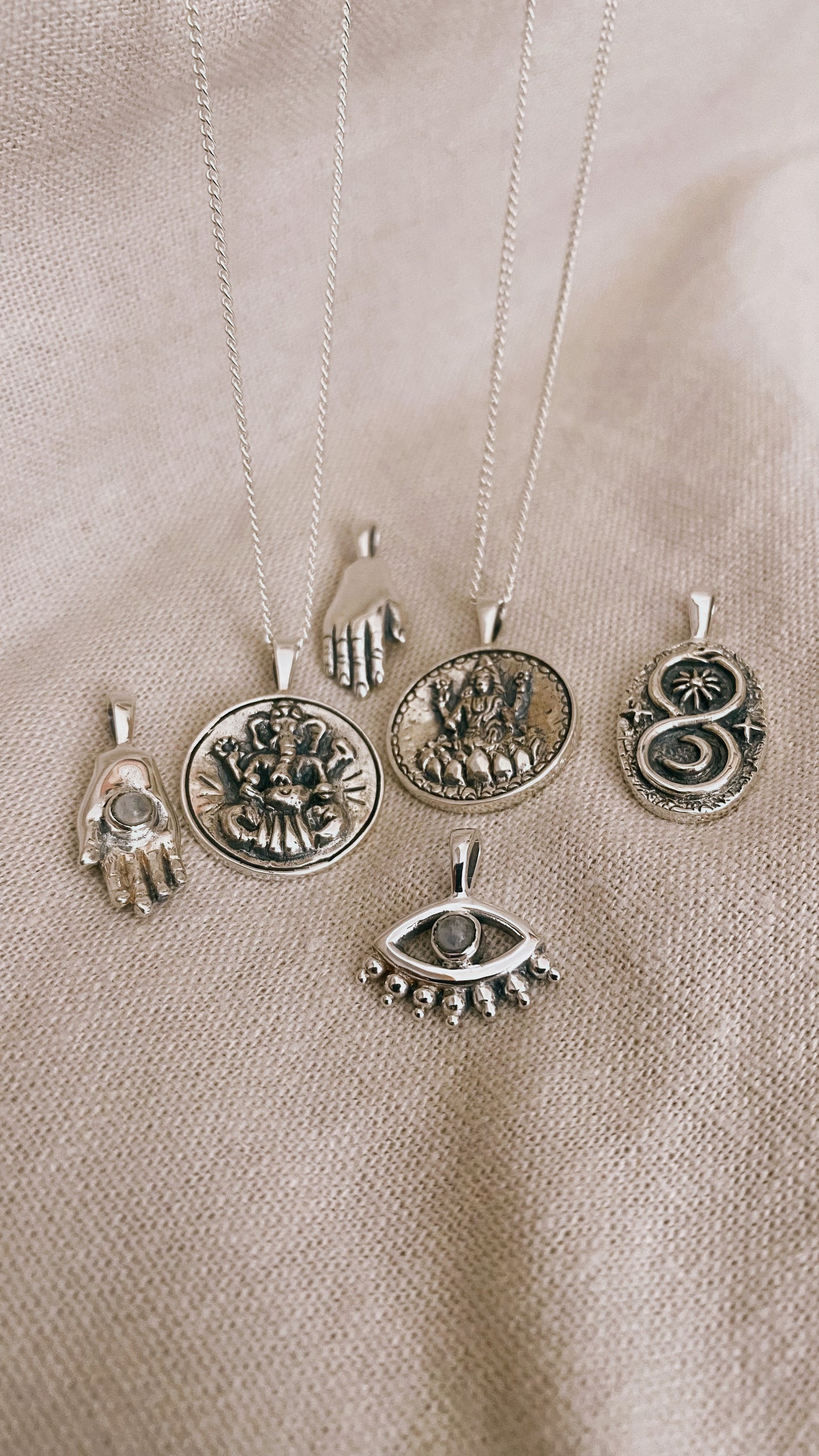 LAKSHMI Halskette | Necklace Silver is