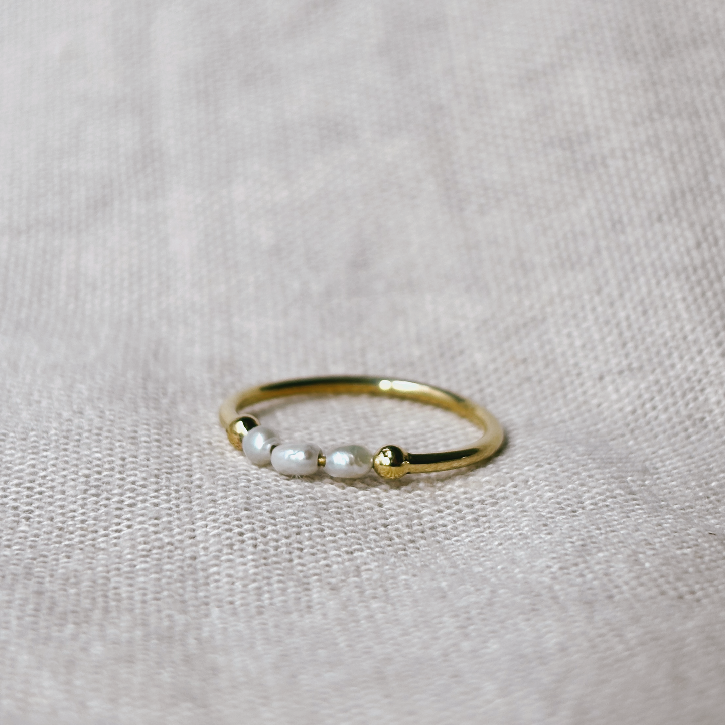 ALINA shiny Perlmutt Ring Gold