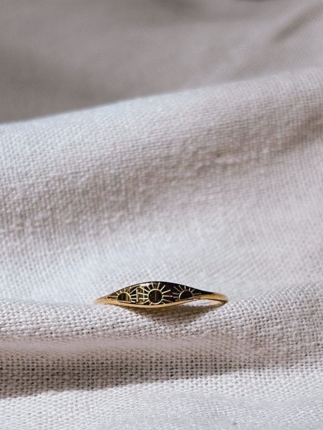 SUNONMYMIND Ring Gold