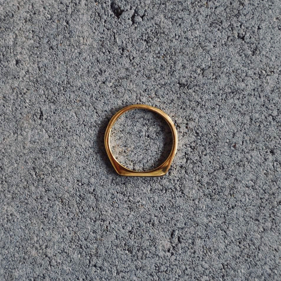 LIA Ring Gold - The Santai Collection