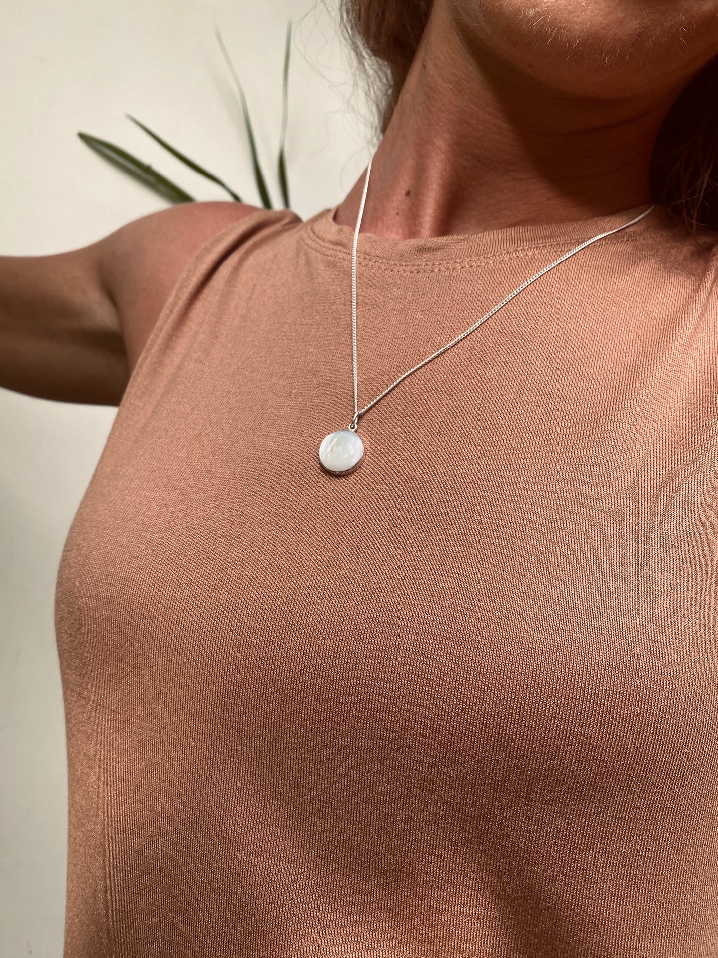 HANA PERLMUTT Halskette | Necklace Silver