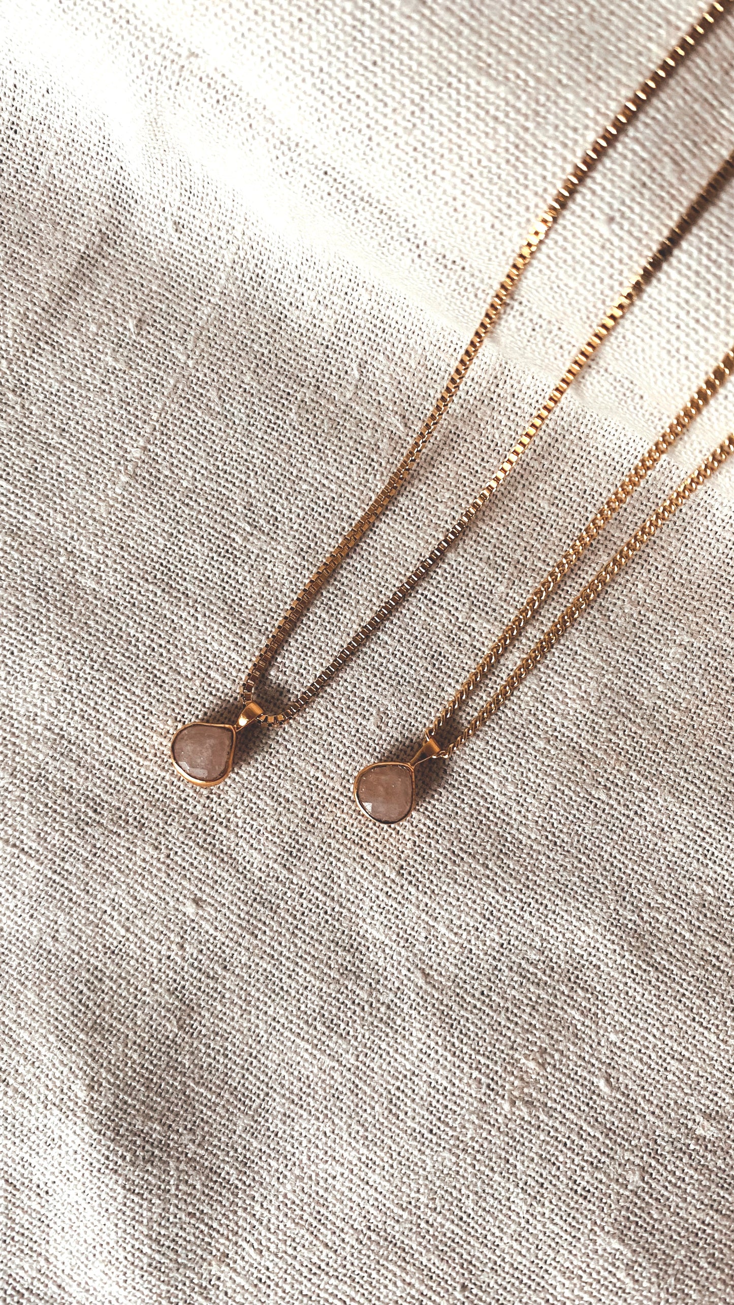 YUNA MUSKOVIT Halskette | Necklace Gold
