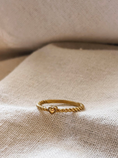 LOVE HEART Ring Gold (eignet sich auch als ANXIETY Ring)