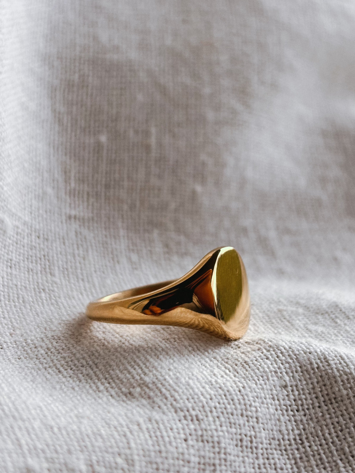 Siegel Ring oval Gold (auch mit Gravur erhältlich)