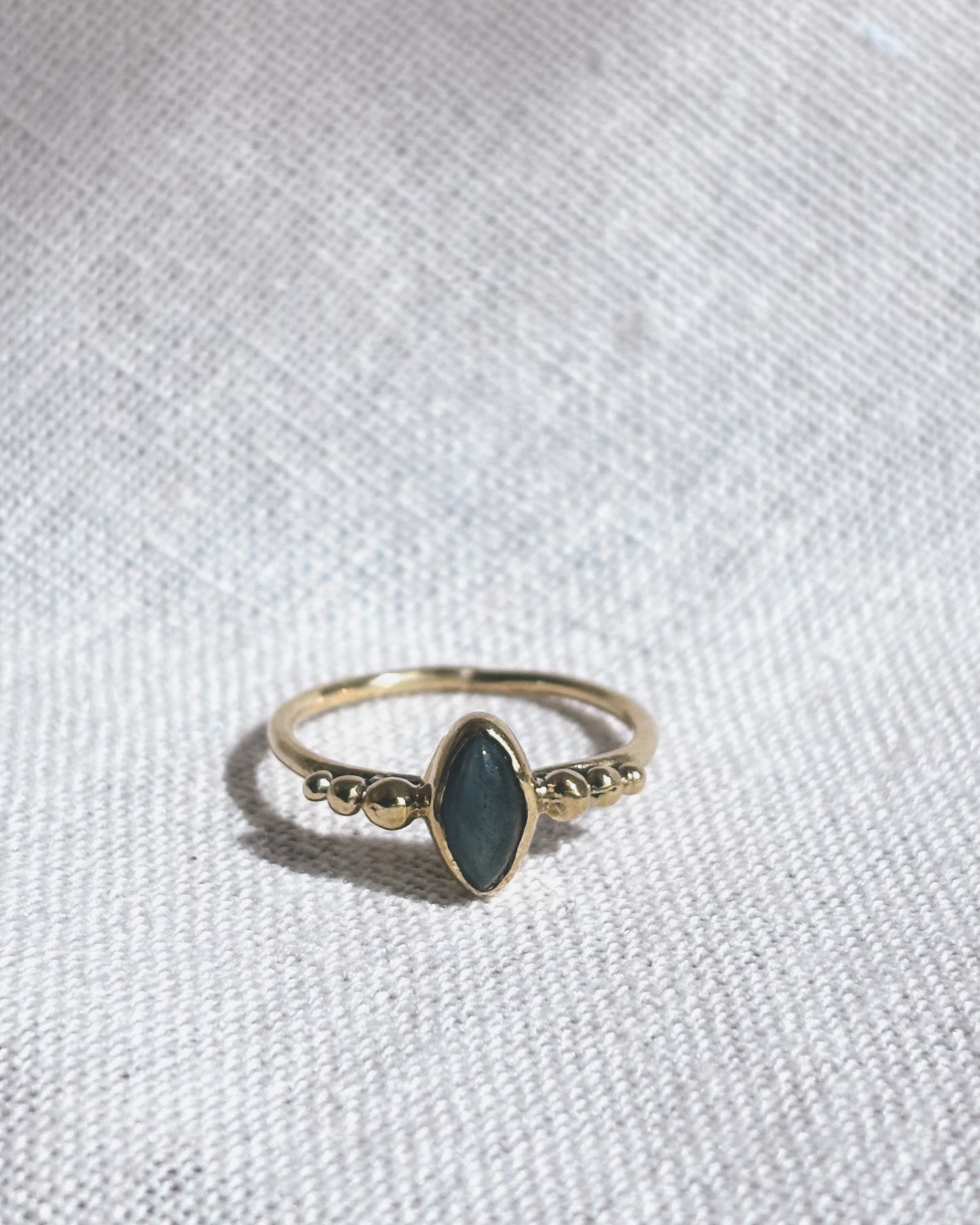ORA Labradorit Ring Gold