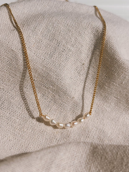MARWATI ALINA Perle Halskette | Necklace Gold