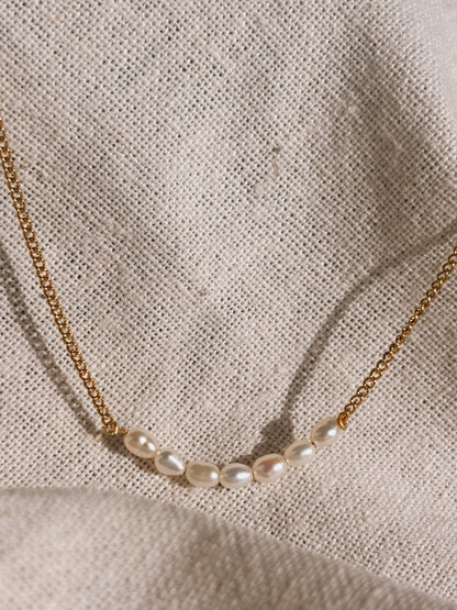 MARWATI ALINA Perle Halskette | Necklace Gold