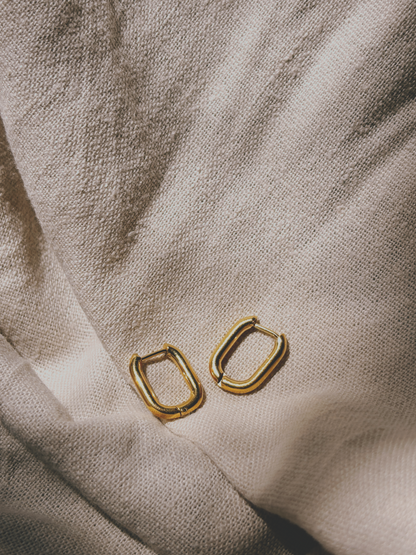 MIRAH Oval Hoops Ohrring | Earring Gold