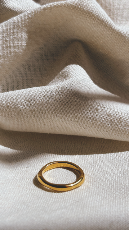 BENITA Ring Gold