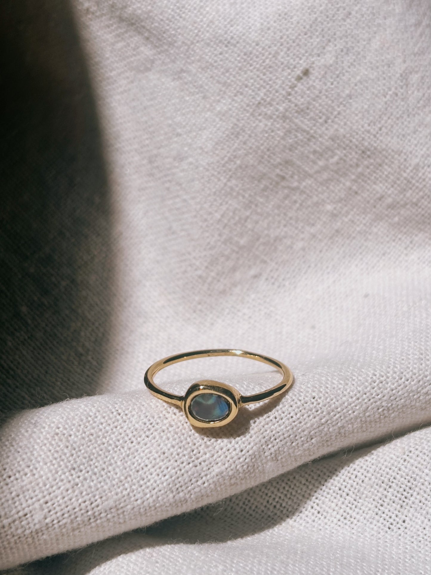 ADE Pāua(Abalone) Ring Gold