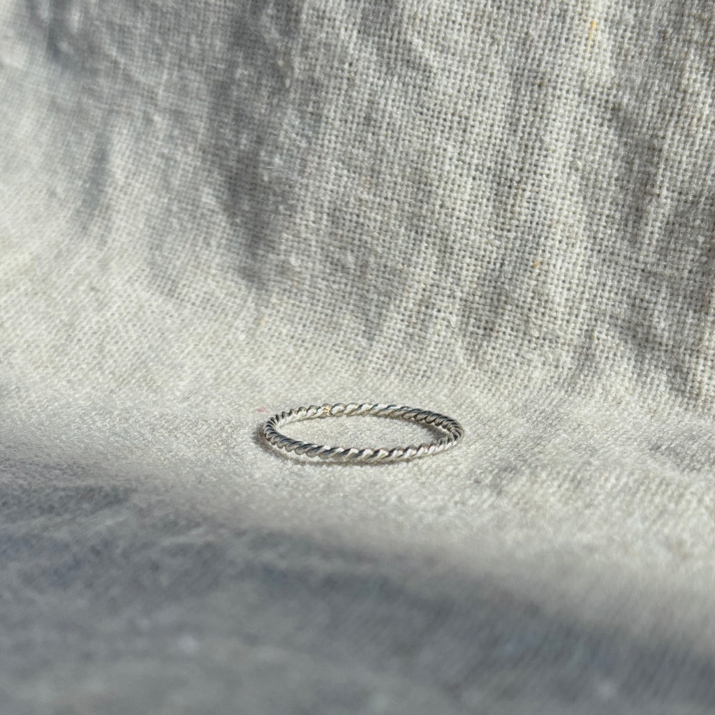 ISTA twisted Ring Silver