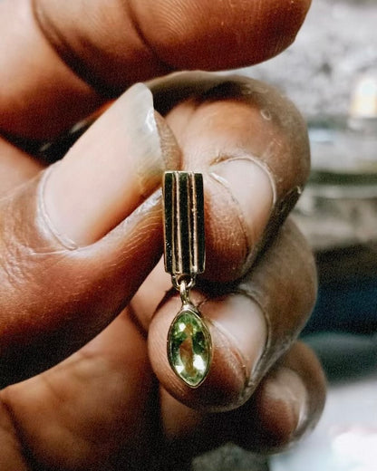 NALA Peridot Ohrring | Earring Gold