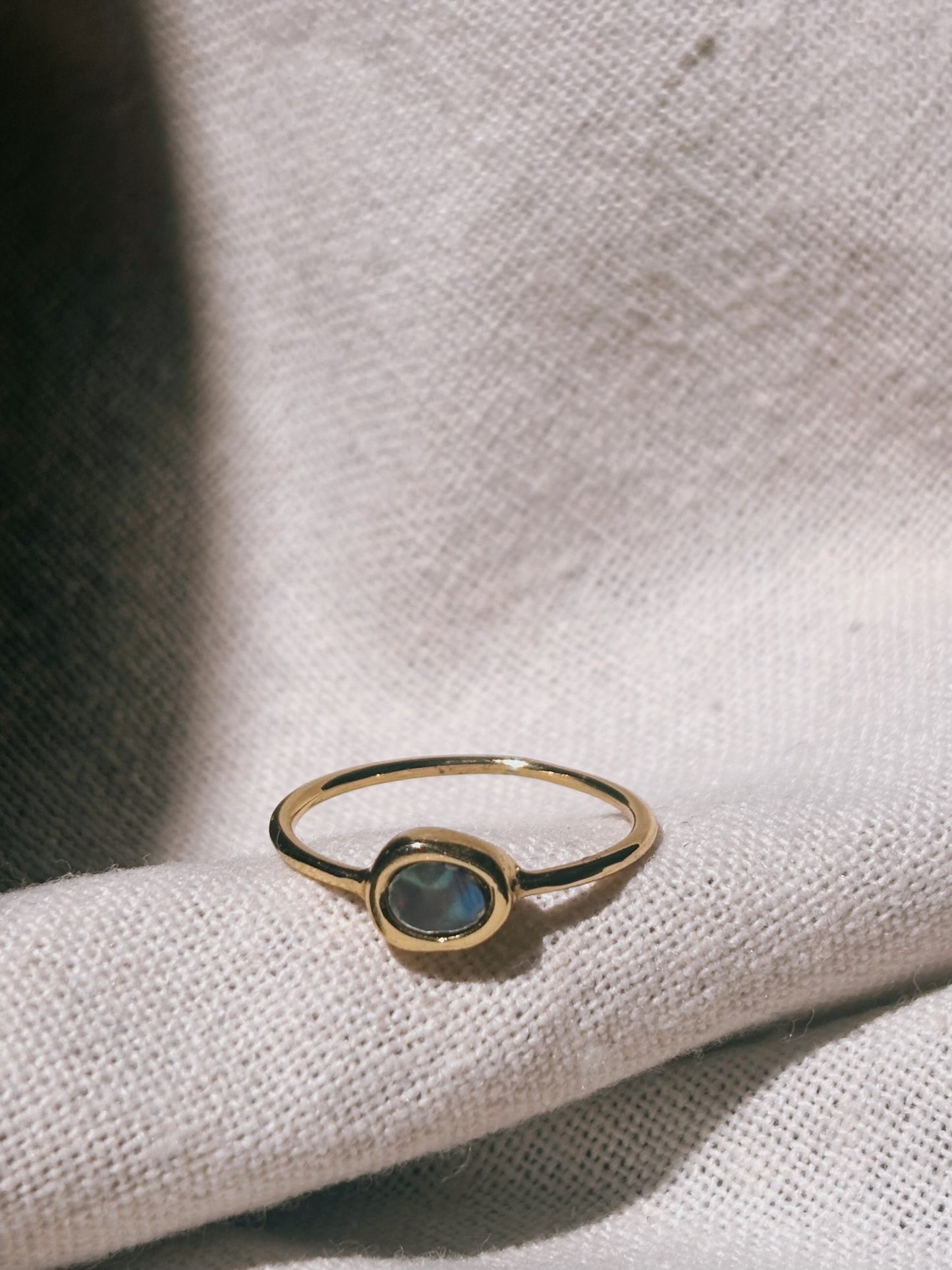 ADE Pāua(Abalone) Ring Gold