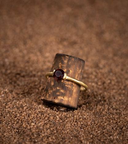 AURORA Ring Gold RED GARNET