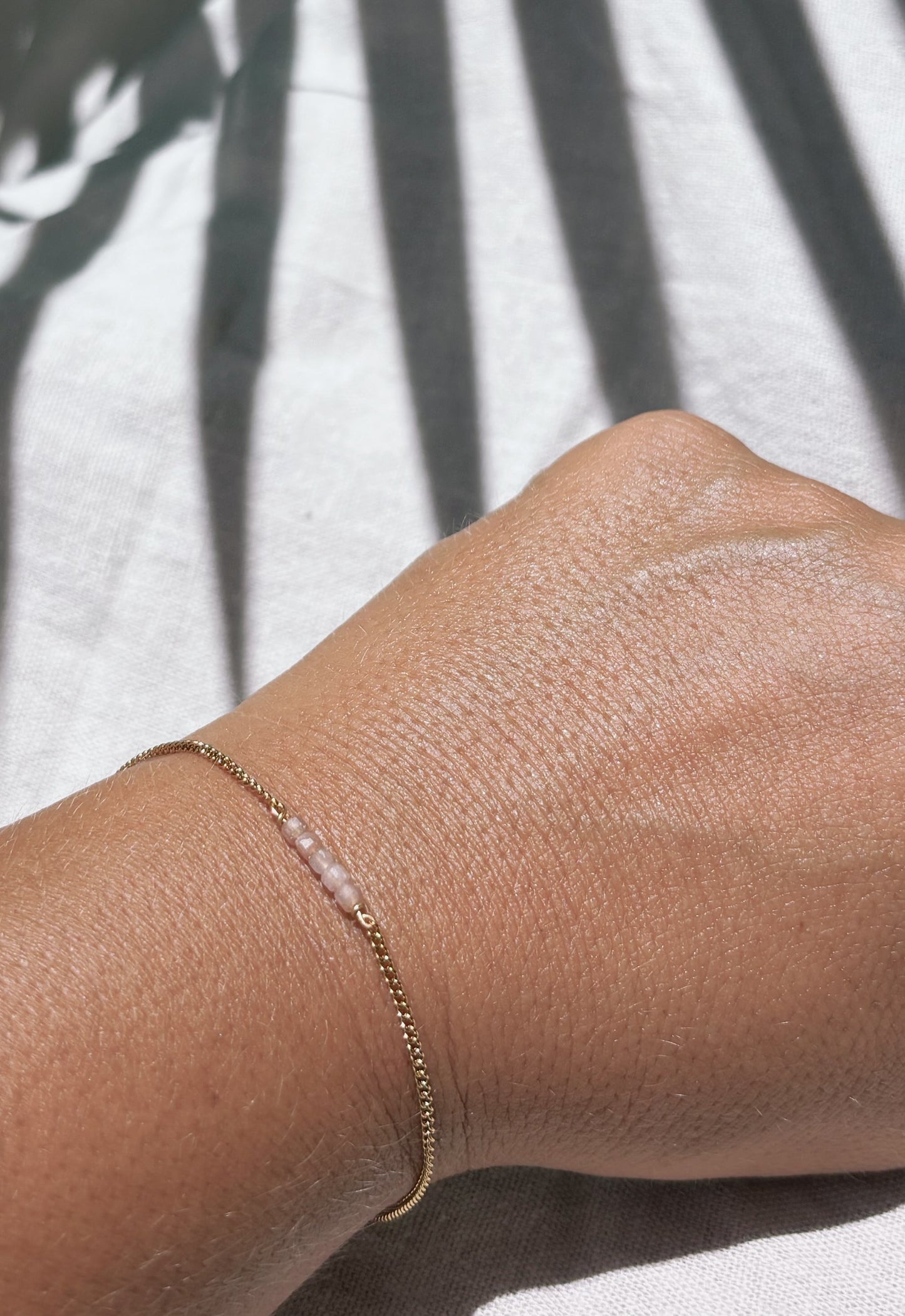 NALILET Gold Pfirsich Mondstein Armschmuck | Bracelet Gold