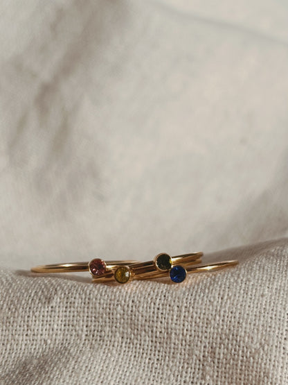 RENA Grüne Glasperle Ring Gold
