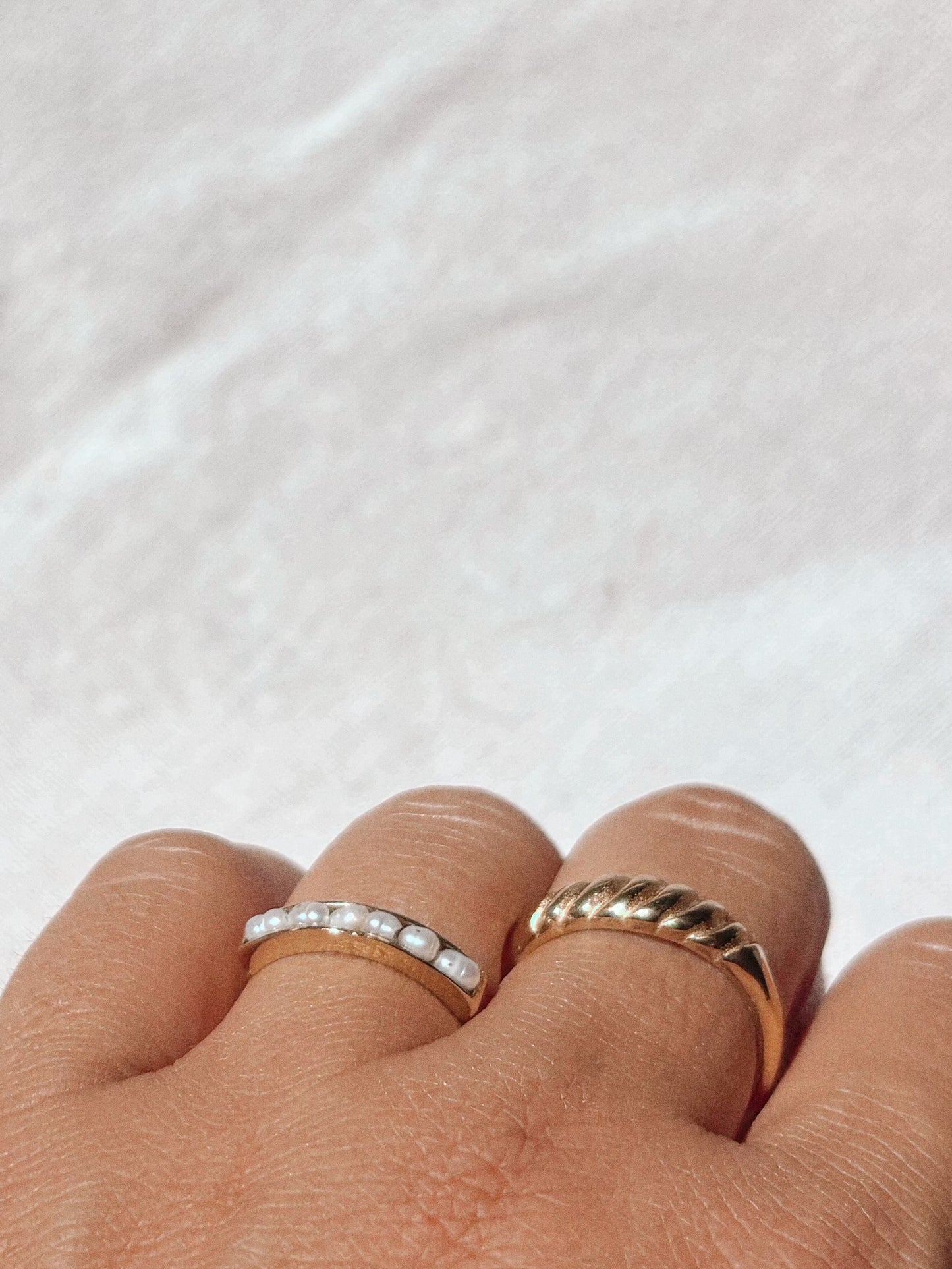ALINA shiny 7 Perlen eingefasst Ring Gold