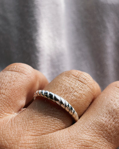 EMILY (twisted) Ring Silver
