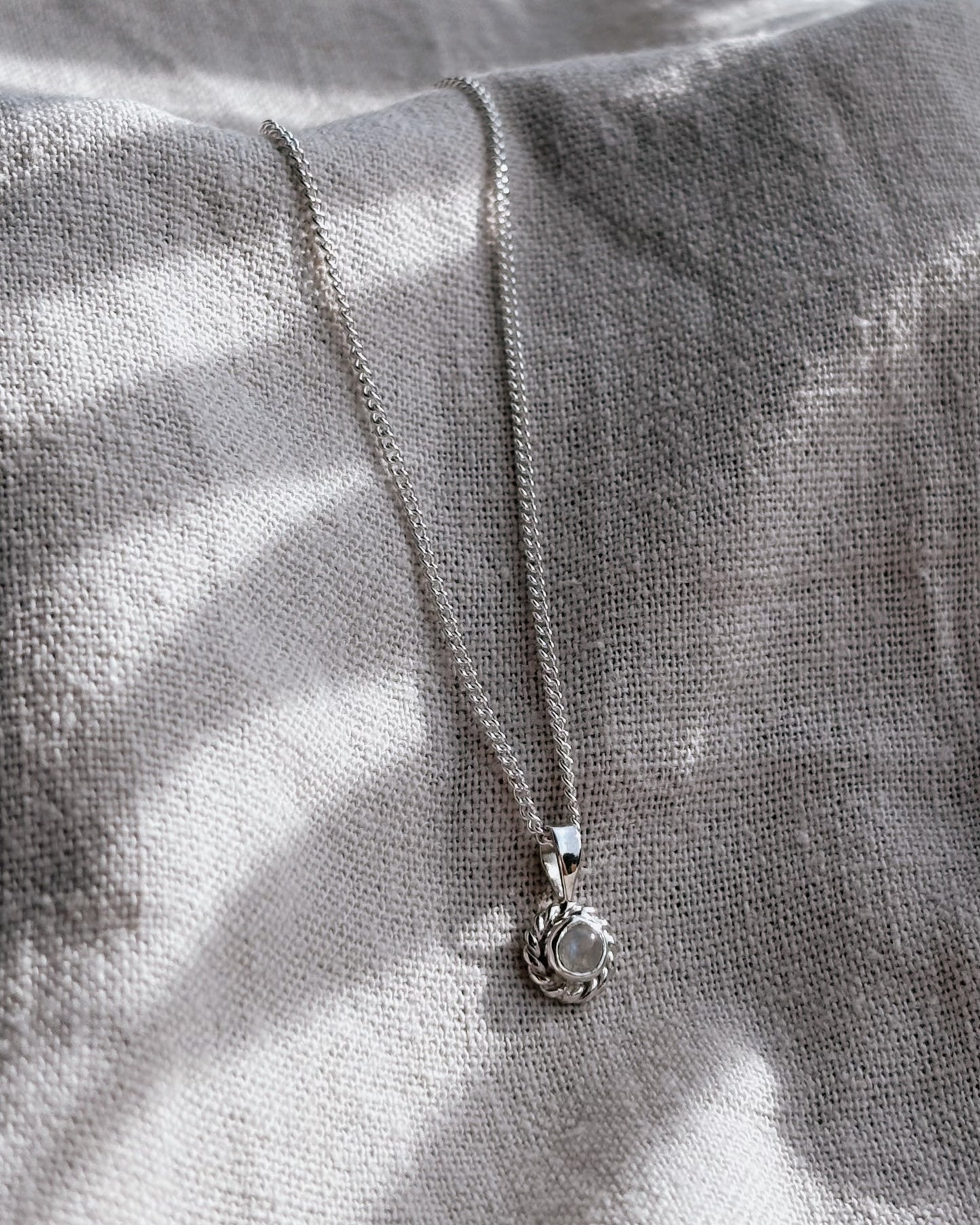 CINTA Mondstein Halskette | Necklace Silver