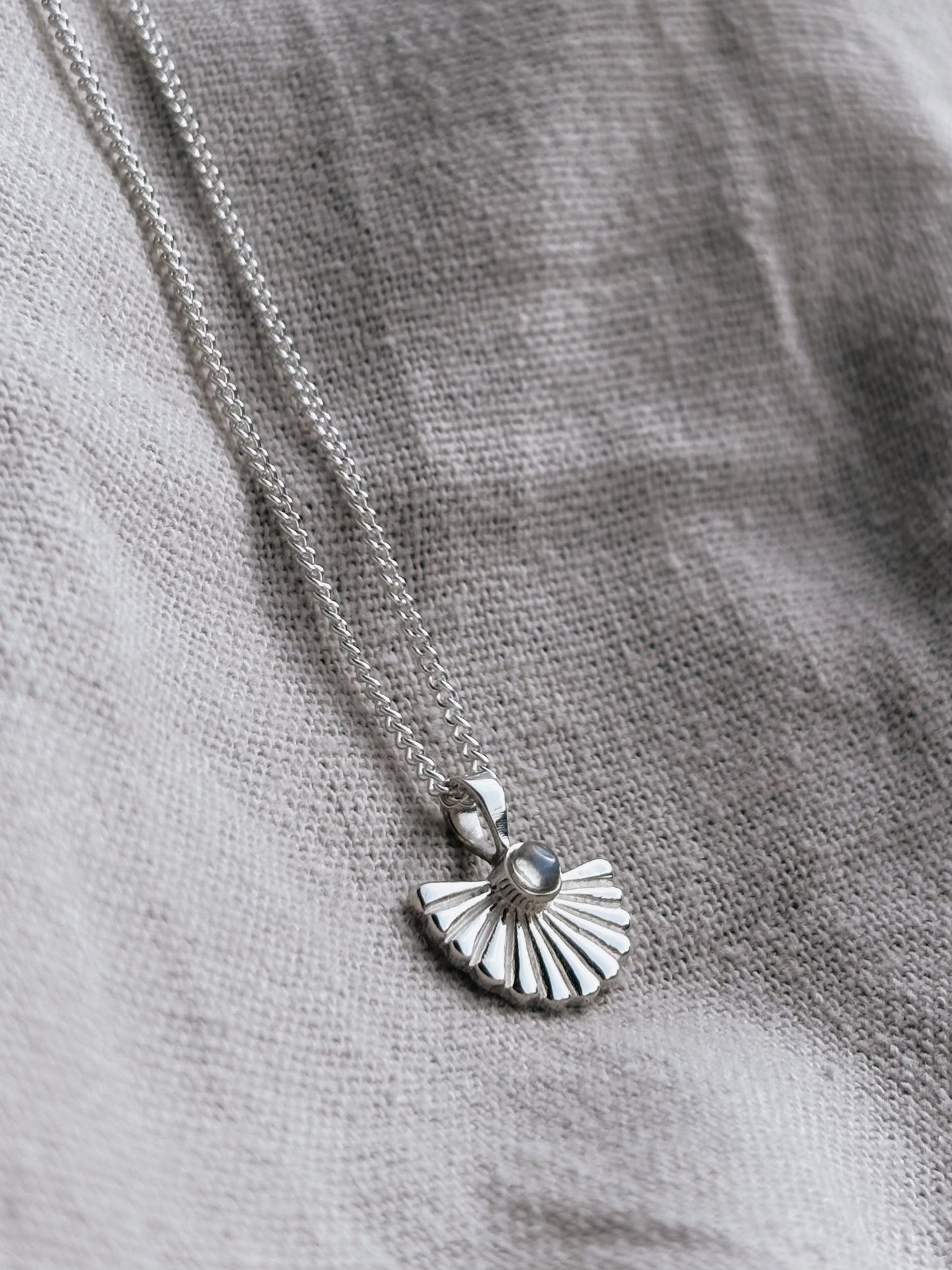 RAISA Moonstone Halskette | Necklace Silver