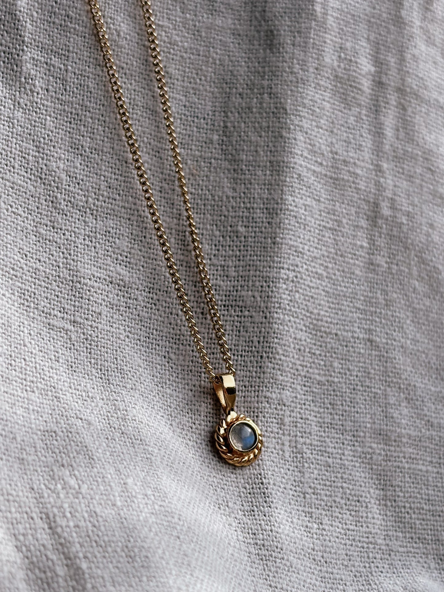 CINTA Mondstein Halskette | Necklace Gold