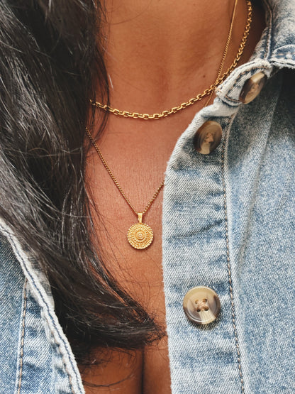 LARAS YOURS. Halskette | Necklace Gold