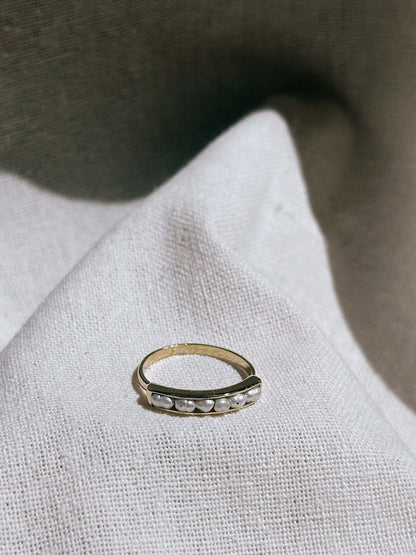 ALINA shiny 7 Perlen eingefasst Ring Gold