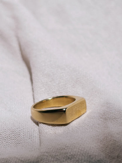 Persönliche Gravur | Engraving Ring Gold Rechteck