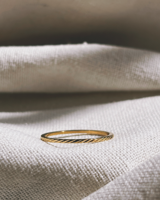 TILA Ring Gold