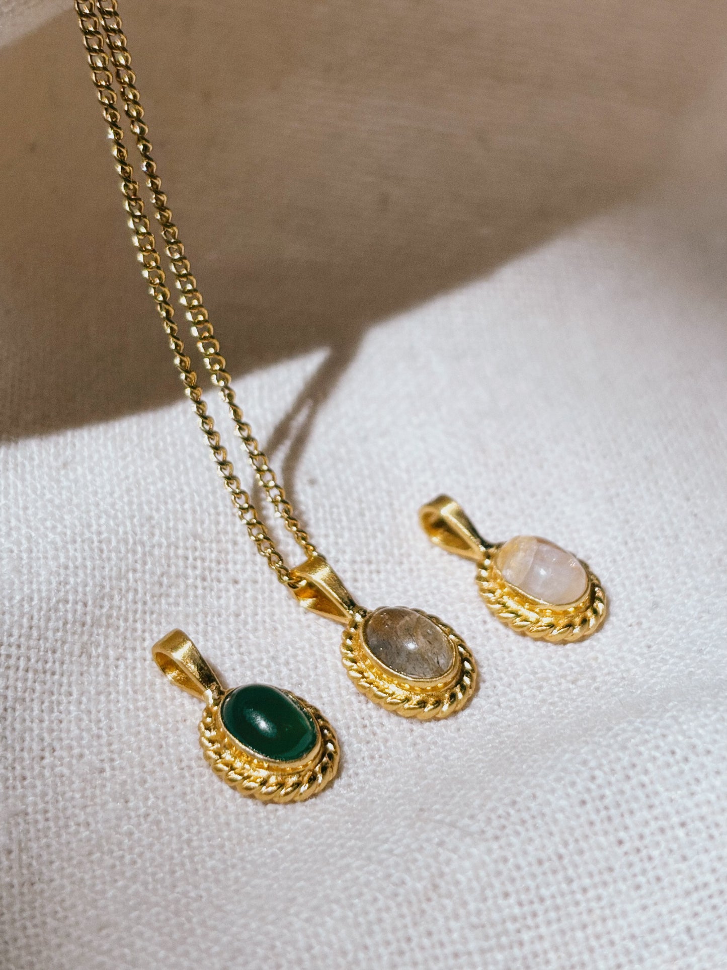 MILYA Labradorit Halskette | Necklace Gold