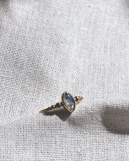 ORA Moonstone Ring Gold