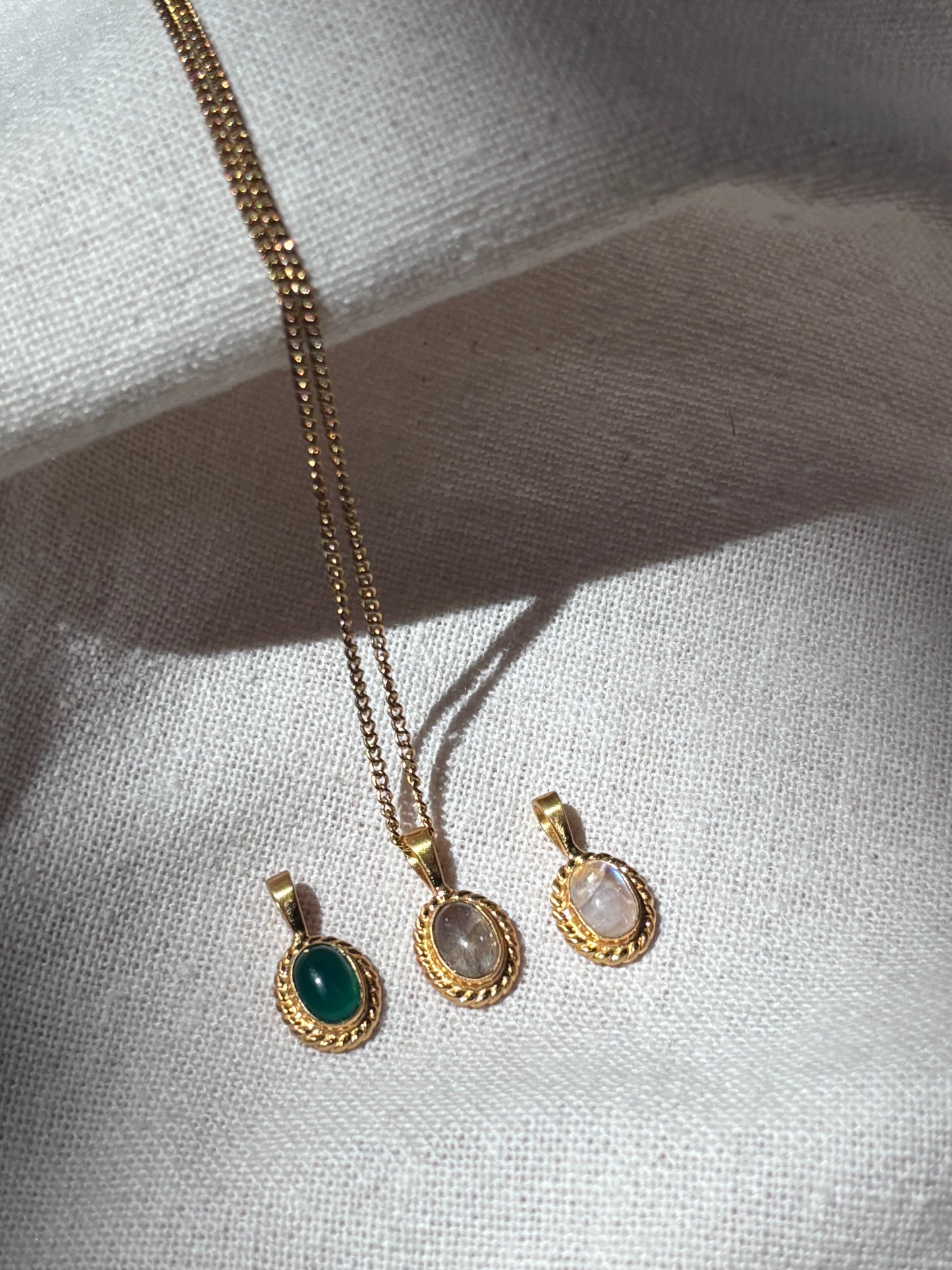 MILYA Labradorit Halskette | Necklace Gold