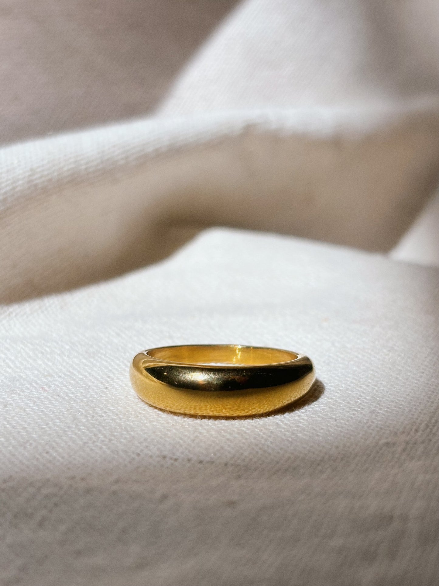 LILA small Ring Gold