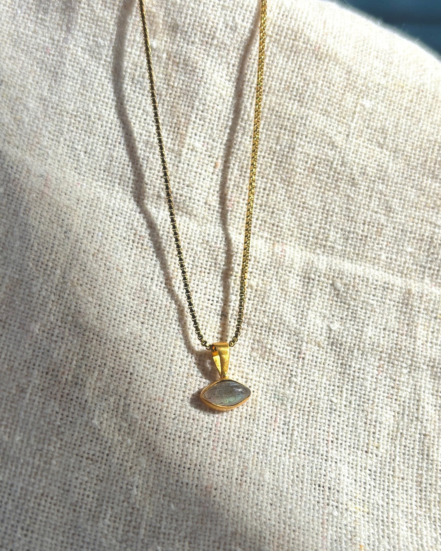 KALI Labradorit Halskette | Necklace Gold
