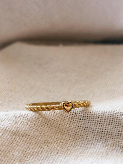 LOVE HEART Ring Gold (eignet sich auch als ANXIETY Ring)