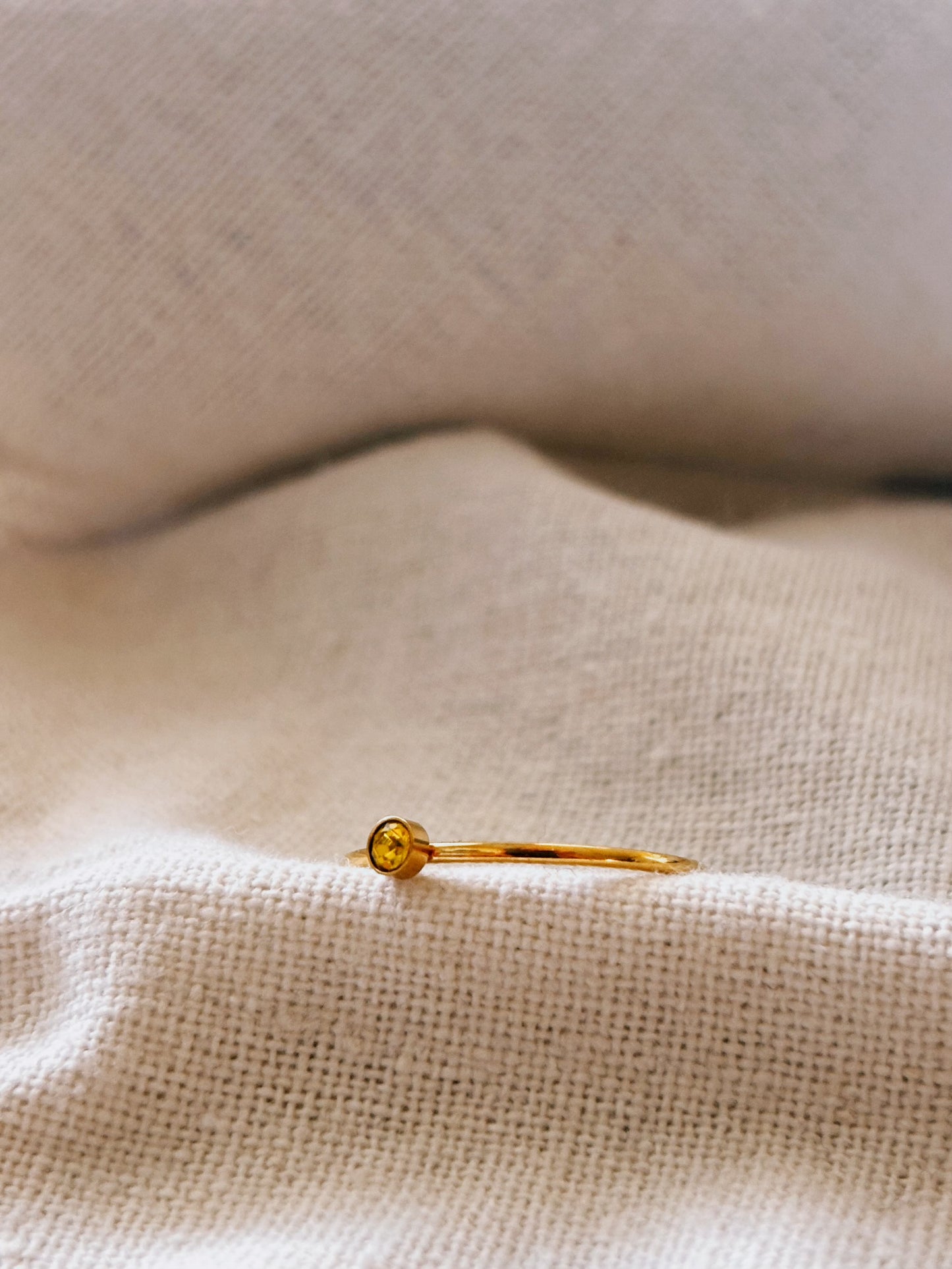 RENA Gelbe Glasperle Ring Gold
