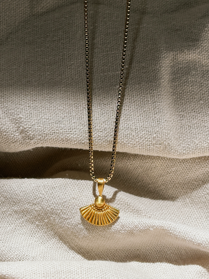 VICTORIA Halskette | Necklace Gold