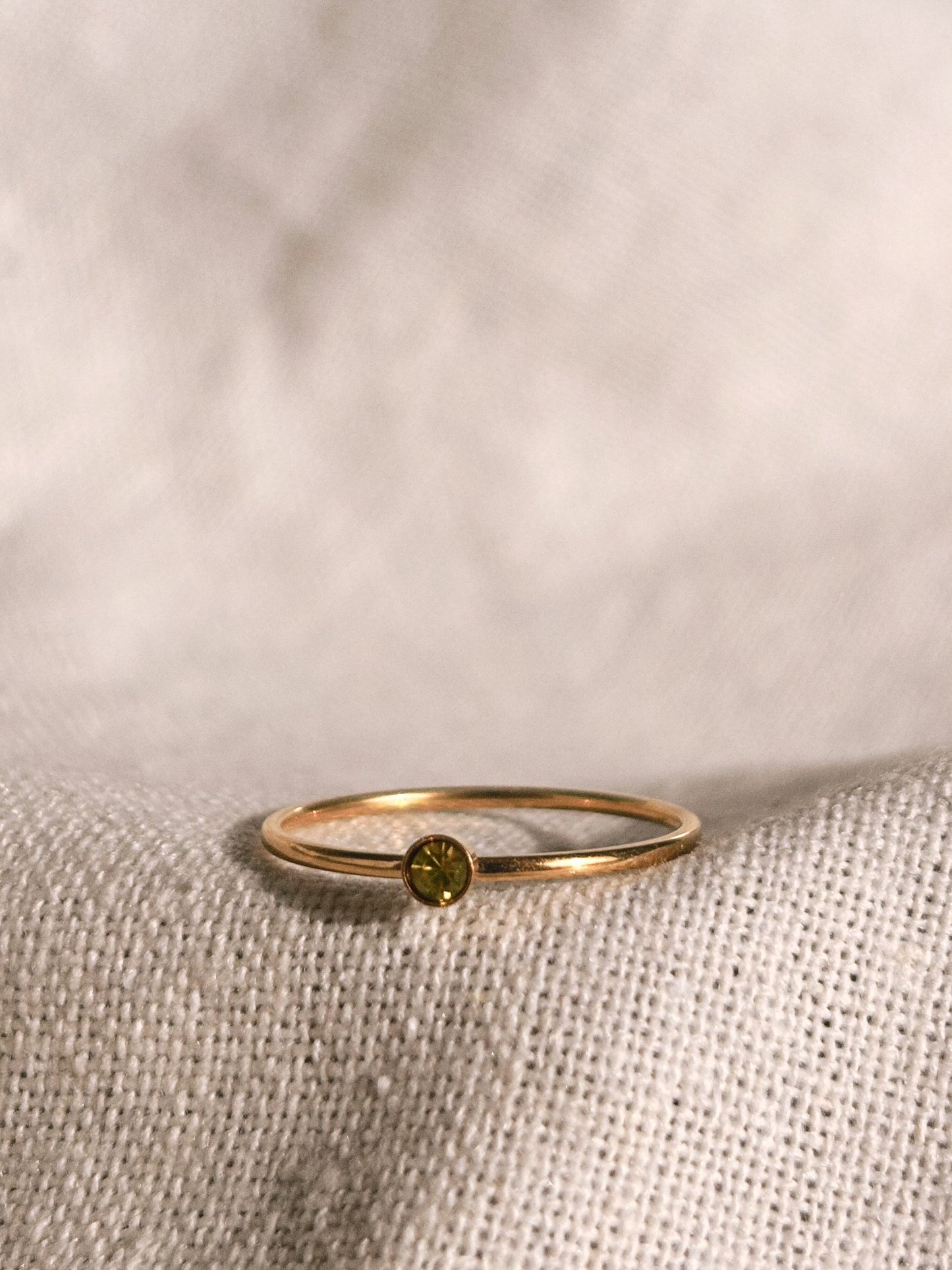 RENA Grüne Glasperle Ring Gold