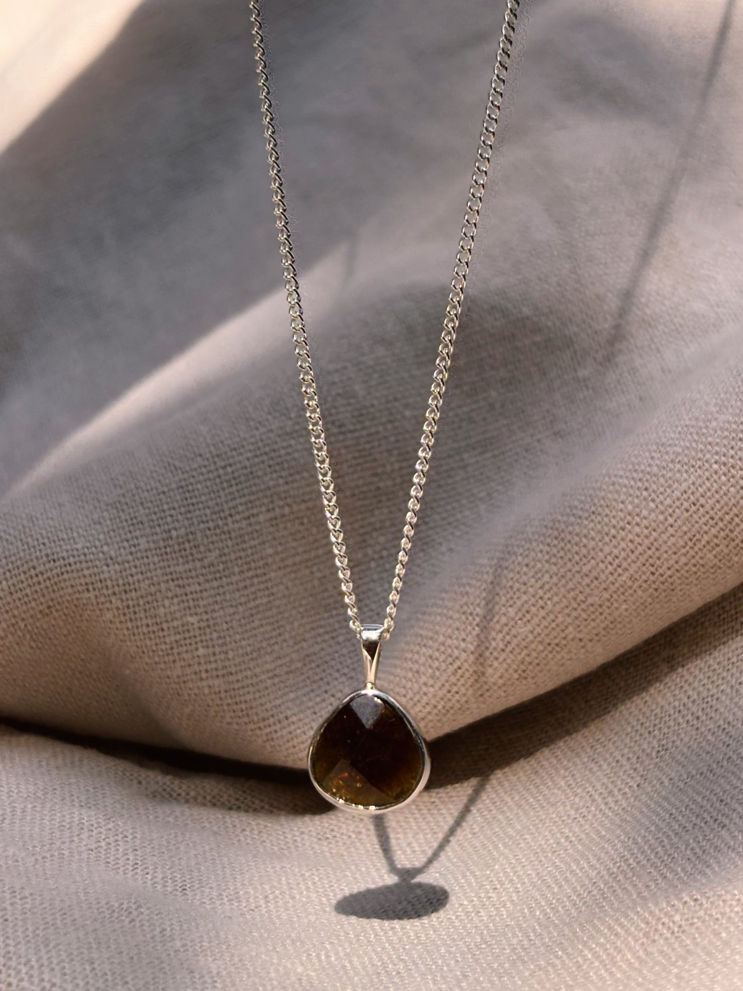 YUNA Grüner Granat Halskette | Necklace Silver